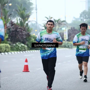 Runner Photo 7271009