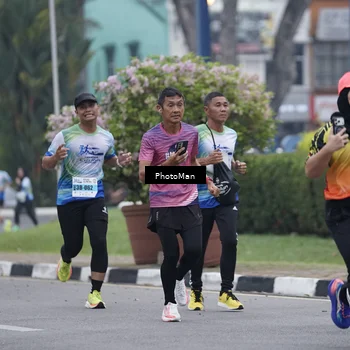Runner Photo 7271054