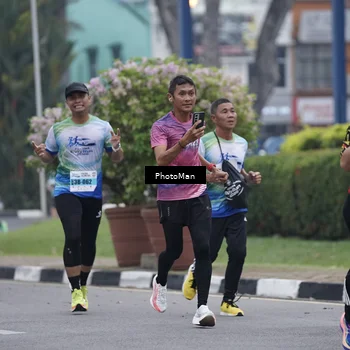 Runner Photo 7271055