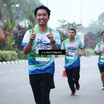Runner Photo 7271068