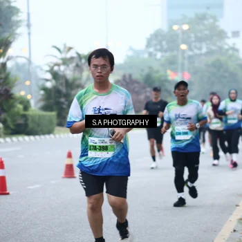 Runner Photo 7271102