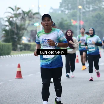 Runner Photo 7271111