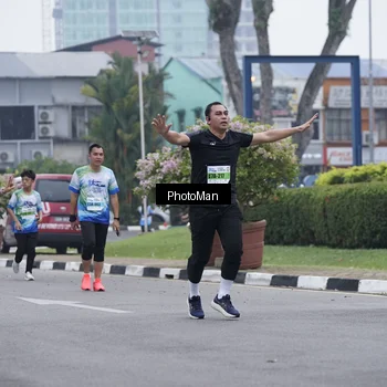 Runner Photo 7271130