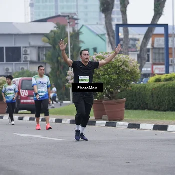 Runner Photo 7271133