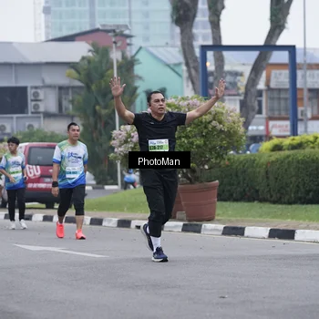 Runner Photo 7271142