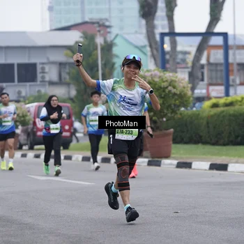 Runner Photo 7271173