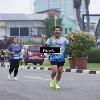 Runner Photo 7271200