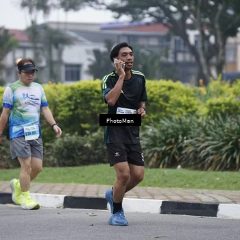 Runner Photo 7271280
