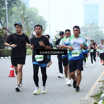 Runner Photo 7271336