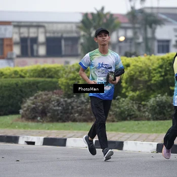 Runner Photo 7271373