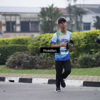 Runner Photo 7271407