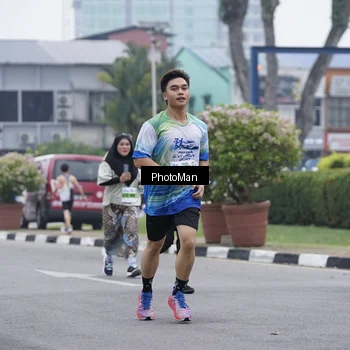Runner Photo 7271494