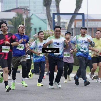Runner Photo 7271660