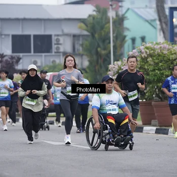 Runner Photo 7271681