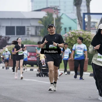 Runner Photo 7271696