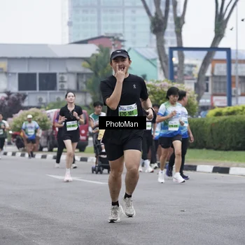 Runner Photo 7271709