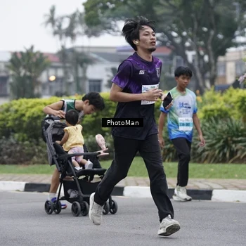 Runner Photo 7271804