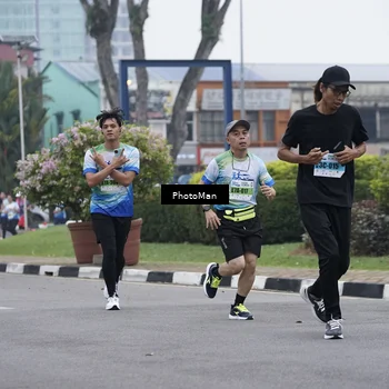 Runner Photo 7272266