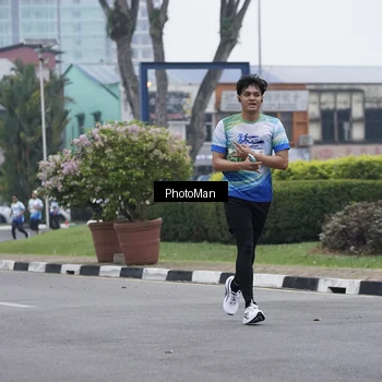 Runner Photo 7272331