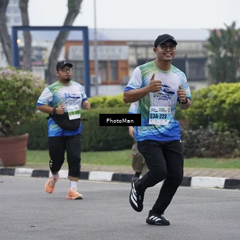 Runner Photo 7272469