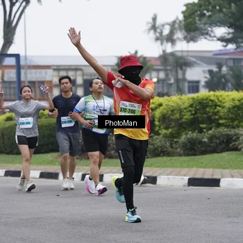 Runner Photo 7272474