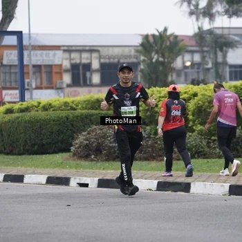 Runner Photo 7272559