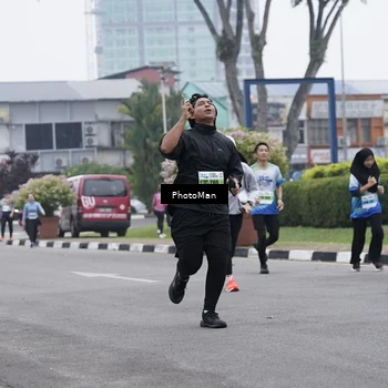 Runner Photo 7272640