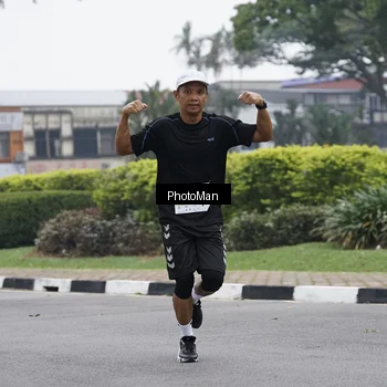 Runner Photo 7273011