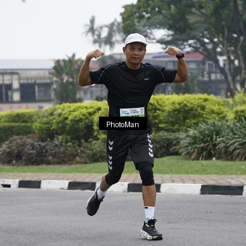 Runner Photo 7273047