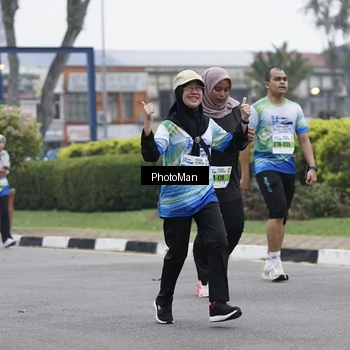 Runner Photo 7273057