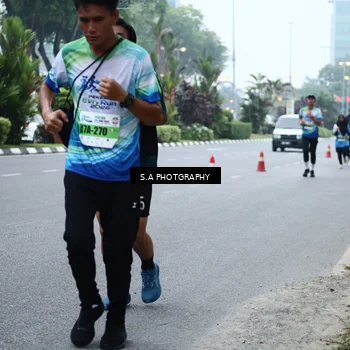 Runner Photo 7273246