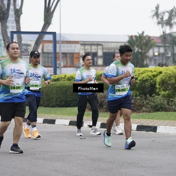 Runner Photo 7273502