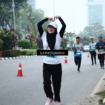 Runner Photo 7273530
