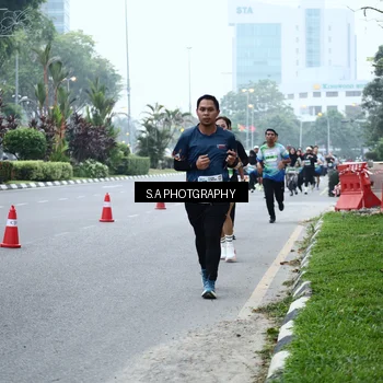 Runner Photo 7273618