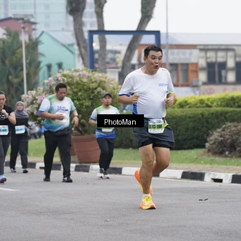 Runner Photo 7273639