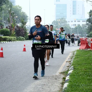 Runner Photo 7273662