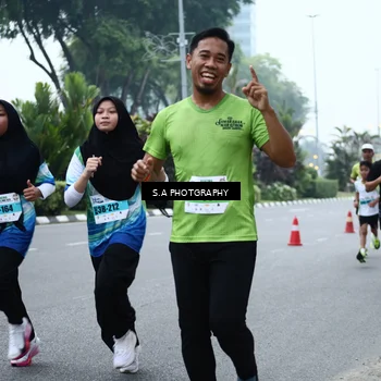 Runner Photo 7273819