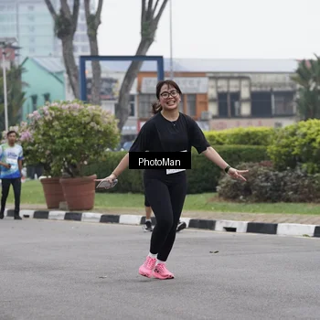 Runner Photo 7273844