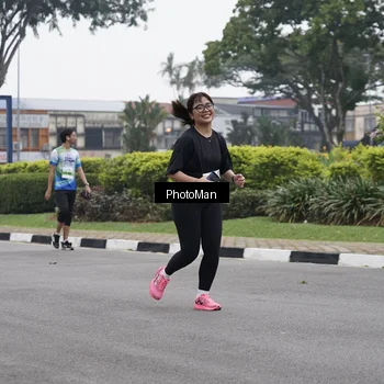 Runner Photo 7273846