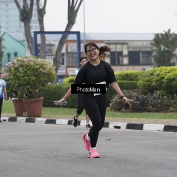 Runner Photo 7273851