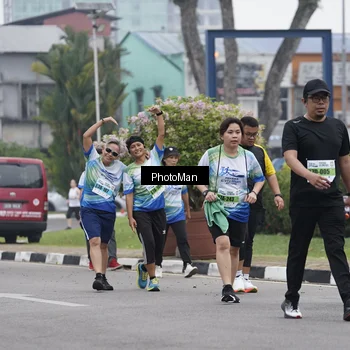 Runner Photo 7274018