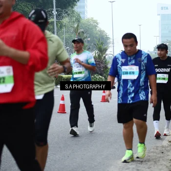 Runner Photo 7274057