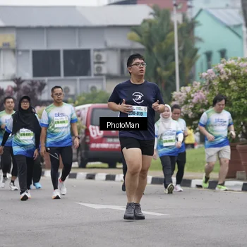 Runner Photo 7274059