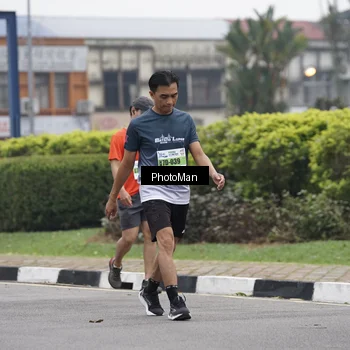 Runner Photo 7274196