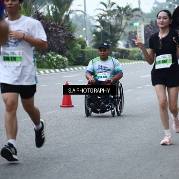Runner Photo 7274365