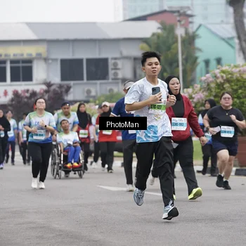 Runner Photo 7274376