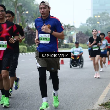 Runner Photo 7274495