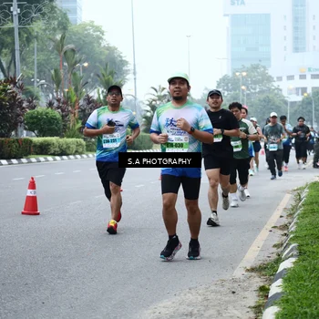 Runner Photo 7274589
