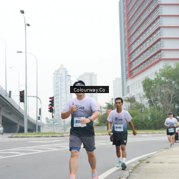 Runner Photo 7274591