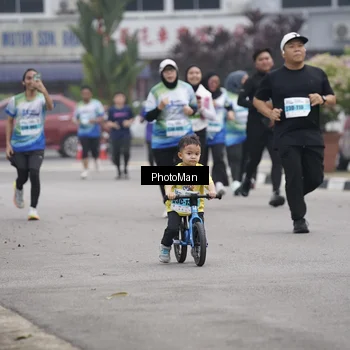 Runner Photo 7274899